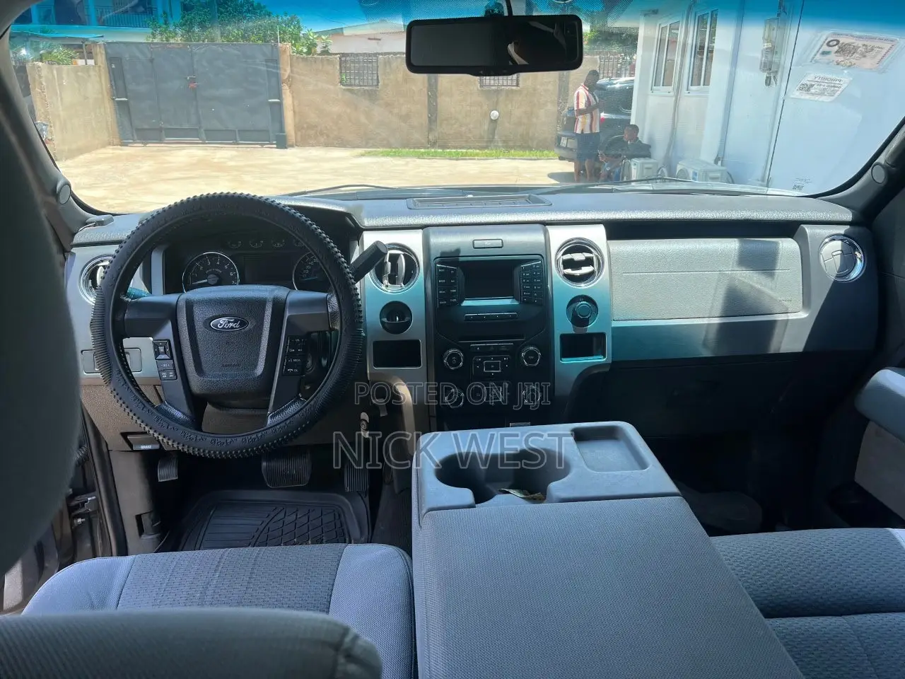 Ford F-150 STX 4dr SuperCab 4WD 6.5 ft. SB (3.7L 6cyl 6A) 2014 Black