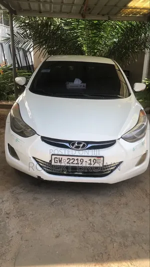Hyundai Elantra 2013 White