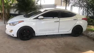 Hyundai Elantra 2013 White