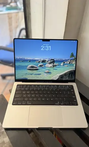 Laptop Apple MacBook Pro 2025 M5 16GB Apple M5 SSD 1T