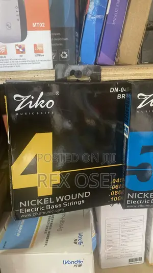 4 Bass Guitar Strings