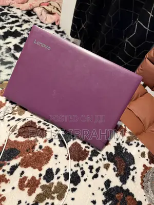 Laptop Lenovo Ideapad 3 2GB Intel Core i3 HDD+SSD 512GB
