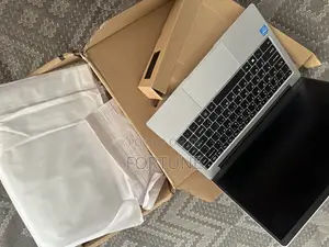 New Laptop Nextbook 12GB Intel Core i7 HDD+SSD 256GB