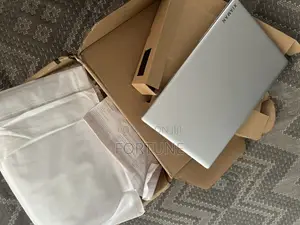 New Laptop Nextbook 12GB Intel Core i7 HDD+SSD 256GB