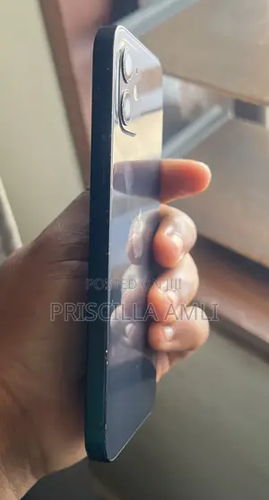 Apple iPhone 12 64 GB