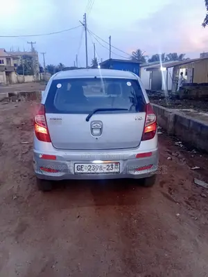 Hyundai I10 2013 Silver