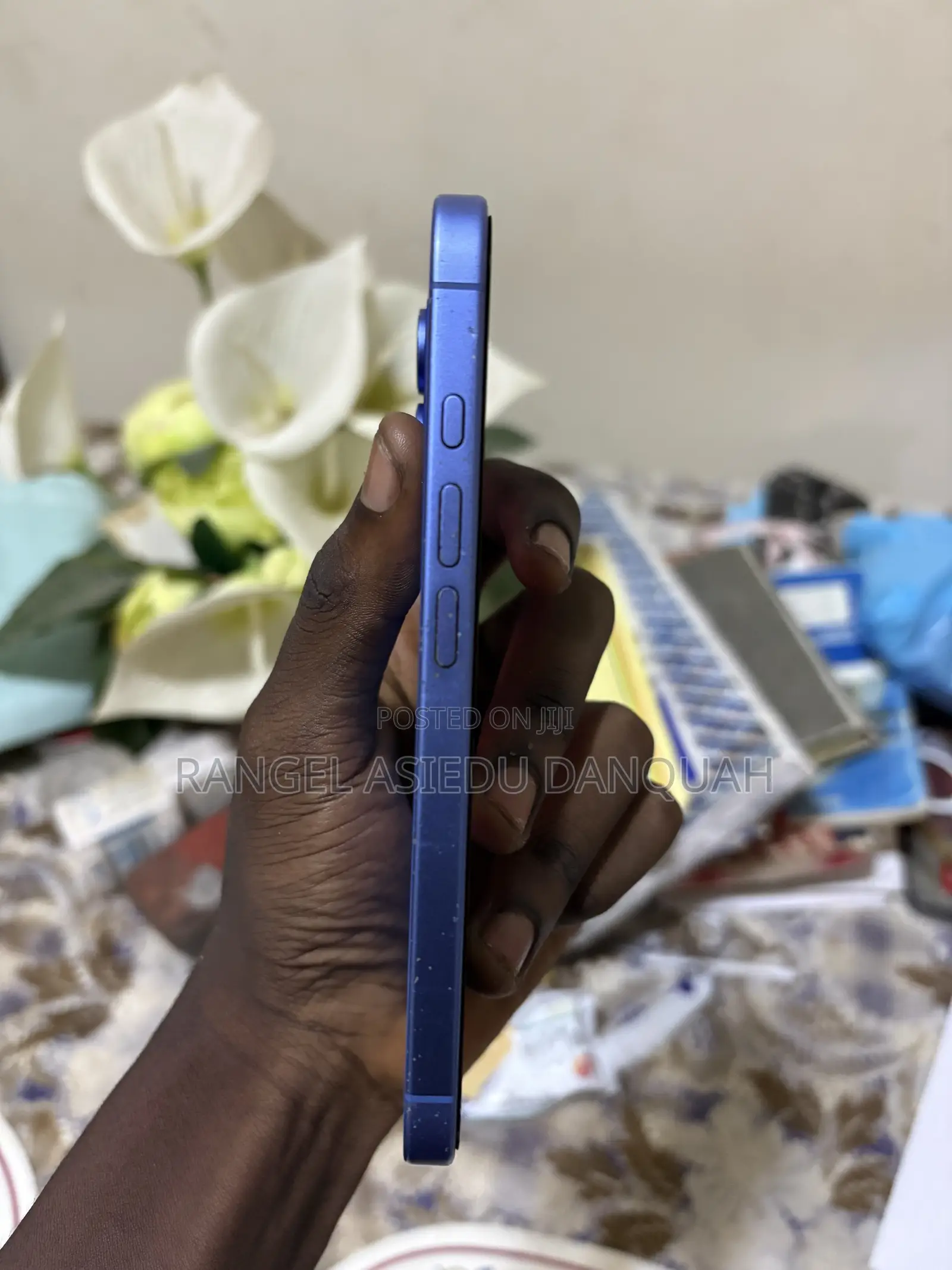 Apple iPhone 16 128 GB Blue