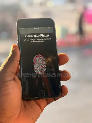 Apple iPhone 7 128 GB Black