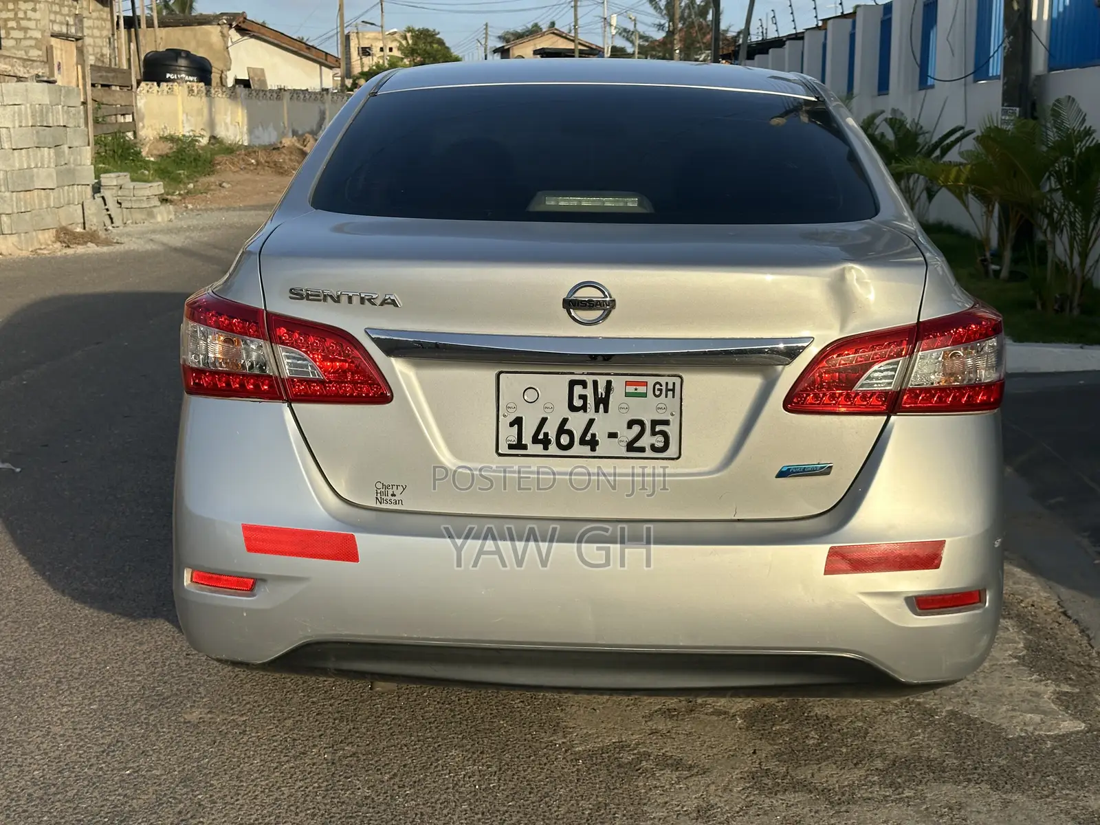 Nissan Sentra SL 4dr Sedan (1.8L 4cyl CVT) 2015 Gray