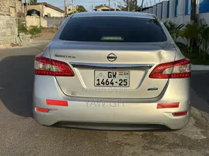 Nissan Sentra SL 4dr Sedan (1.8L 4cyl CVT) 2015 Gray