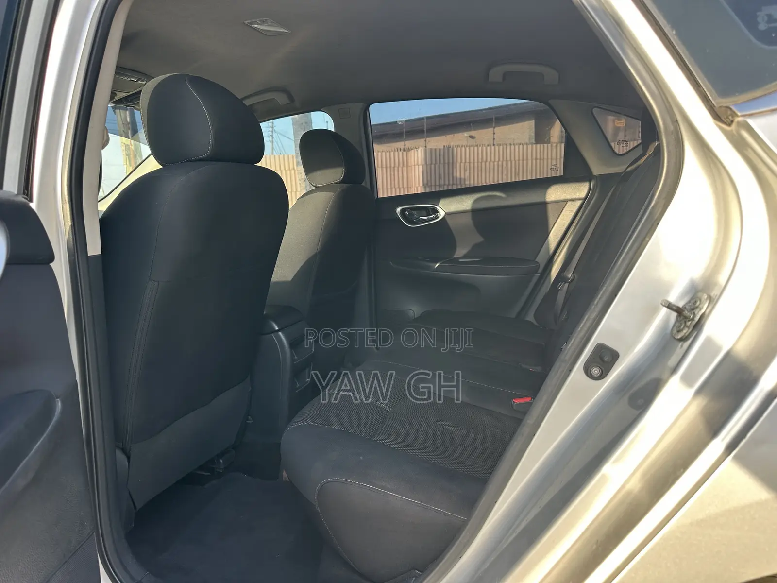 Nissan Sentra SL 4dr Sedan (1.8L 4cyl CVT) 2015 Gray