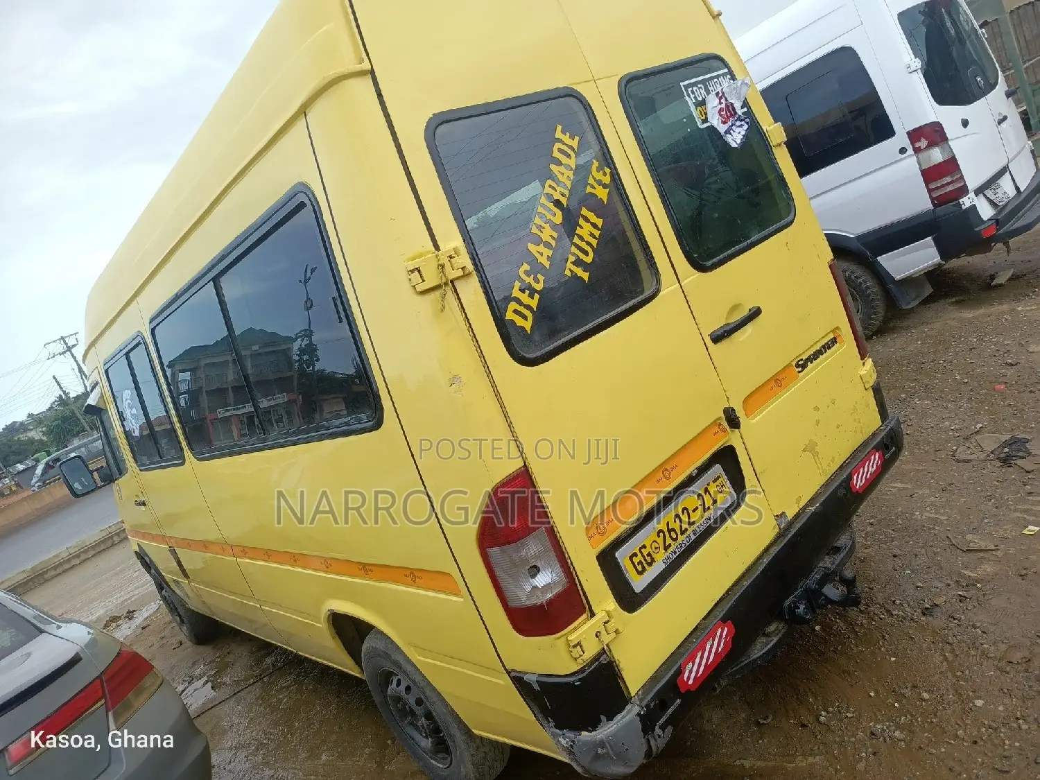 Mercedes-Benz Sprinter 2009 Yellow