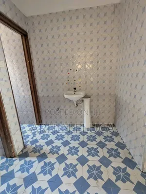 1bdrm Apartment in Ahrin, Mile 7 for rent