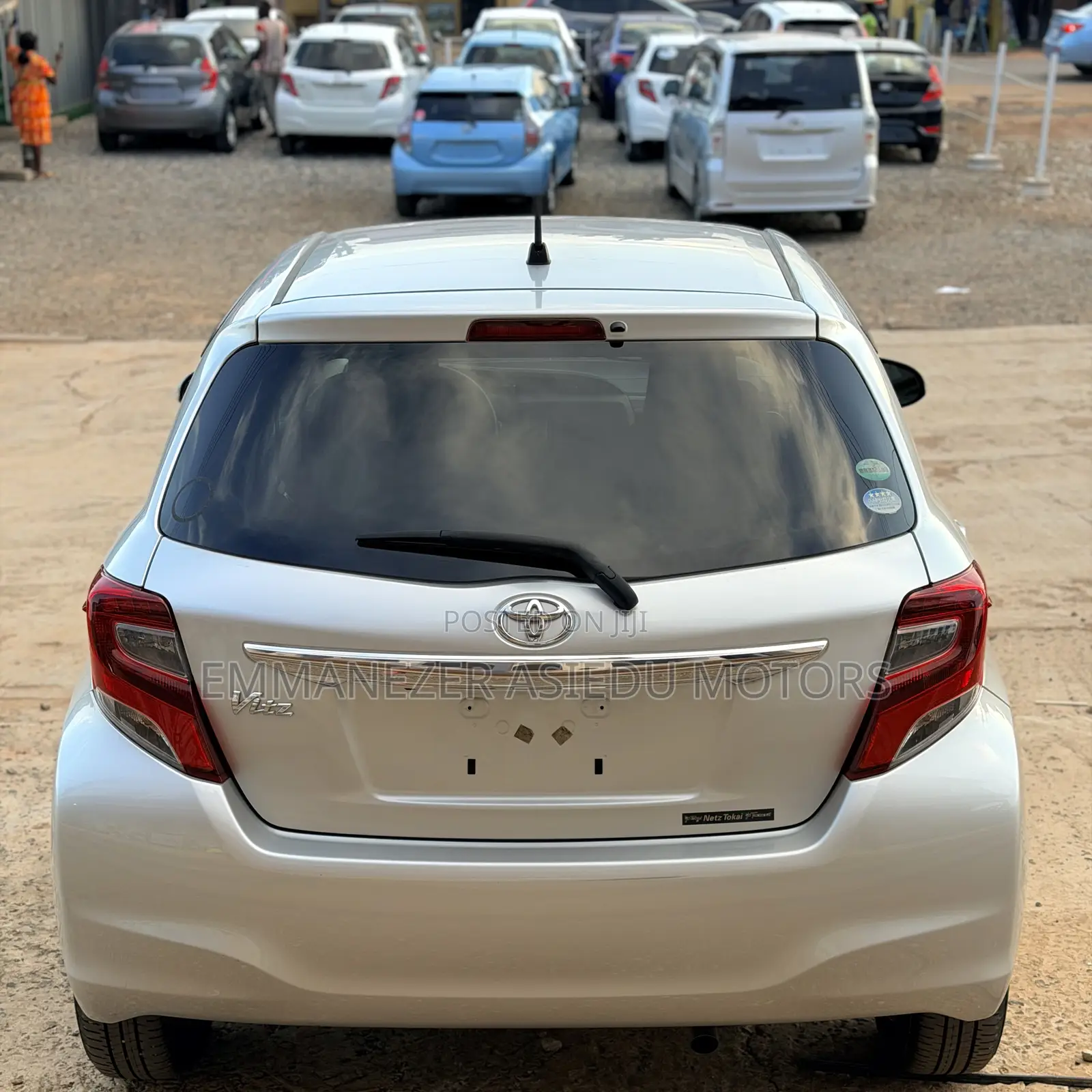 Toyota Vitz 1.3 FWD 5dr 2016 Silver