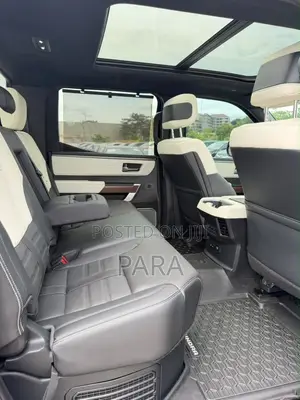 Toyota Tundra 1794 Edition CrewMax 5.5' Bed 2024 Black