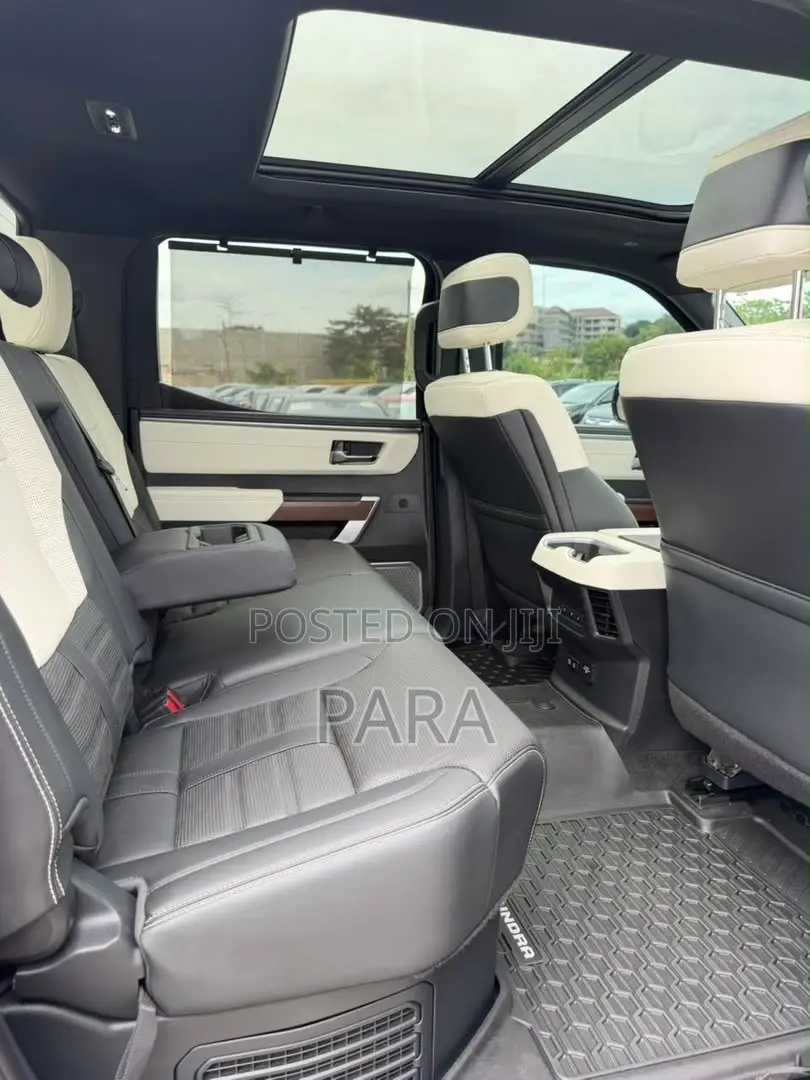 Toyota Tundra 1794 Edition CrewMax 5.5' Bed 2024 Black
