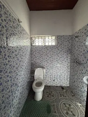 1bdrm Apartment in Broadcasting, Weija for rent