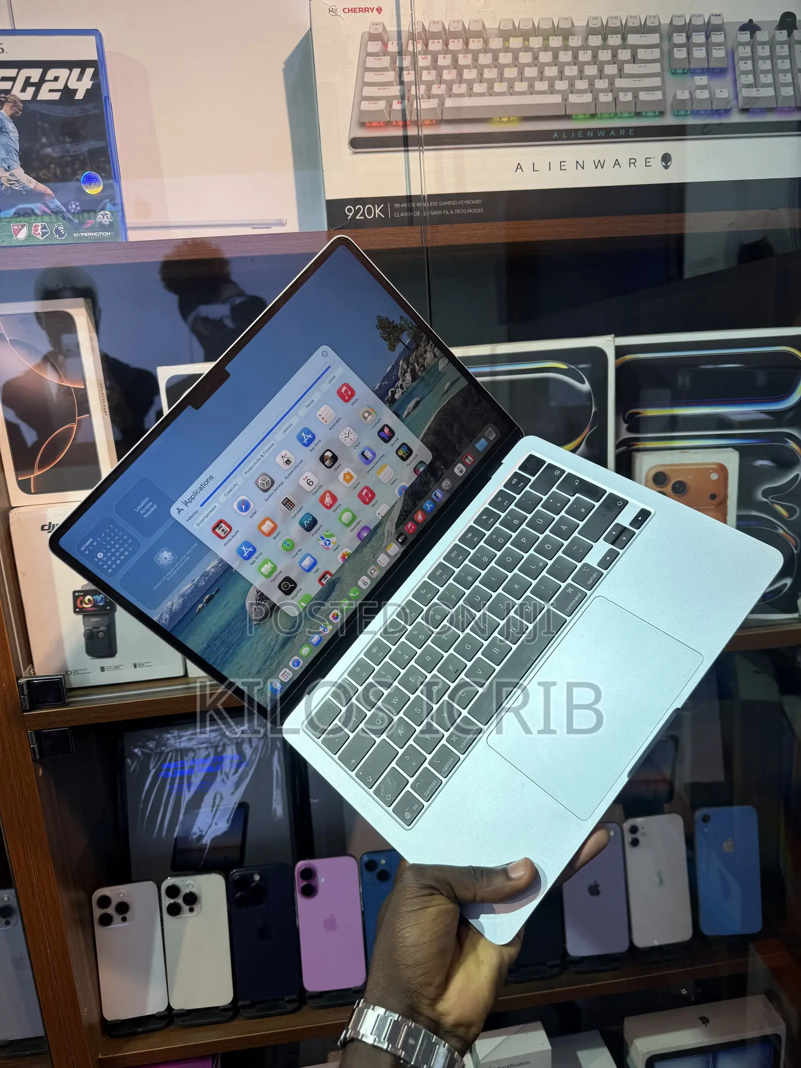 Laptop Apple MacBook Air 2025 M4 16GB Apple M4 SSD 256GB