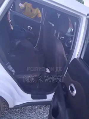 Kia Soul Hatchback 2019 White