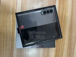 New Samsung Galaxy Z Fold4 256 GB Gray