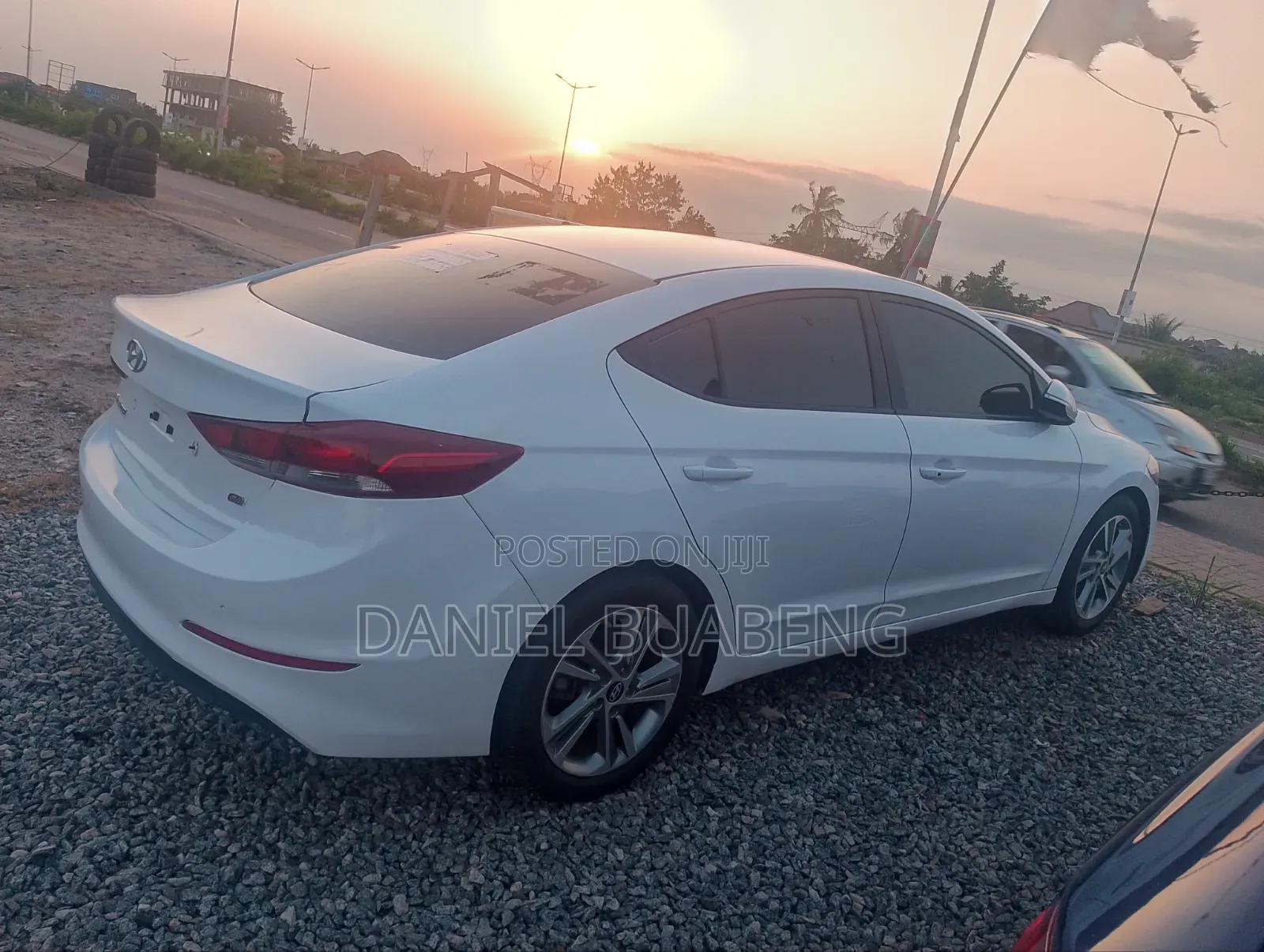 Hyundai Avante 2017 White
