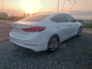 Hyundai Avante 2017 White