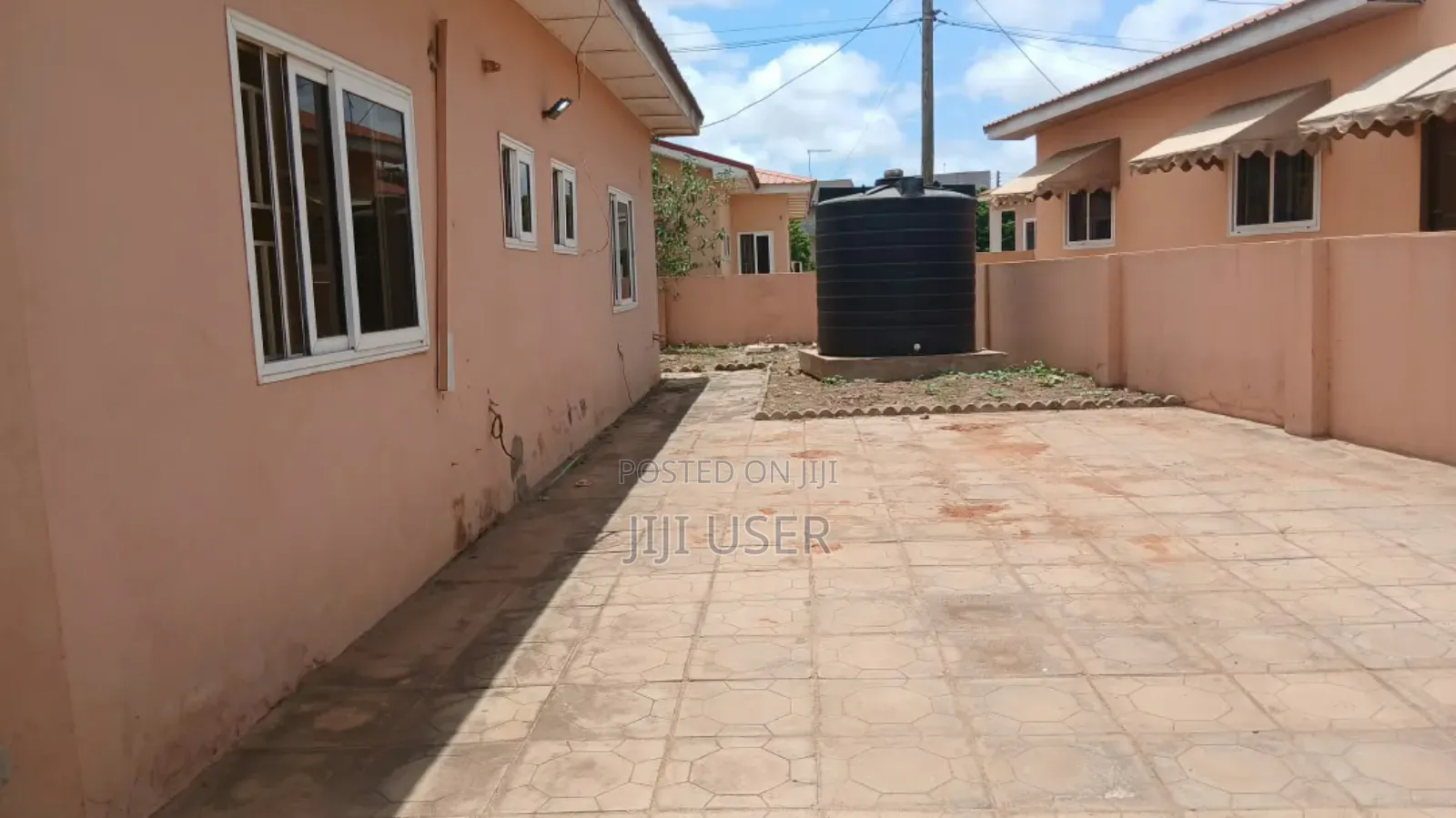 2bdrm House in ....., Community 25 for rent