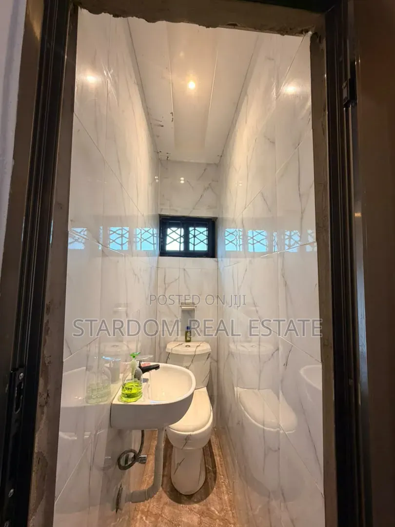 2bdrm Apartment in Ashaley Botwe, Nmai-Dzorn for rent