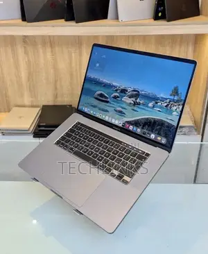 Laptop Apple MacBook Pro 2019 16GB Intel Core i9 SSD 512GB