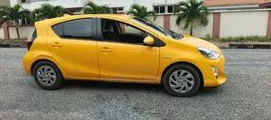 Toyota Aqua 2015 Yellow