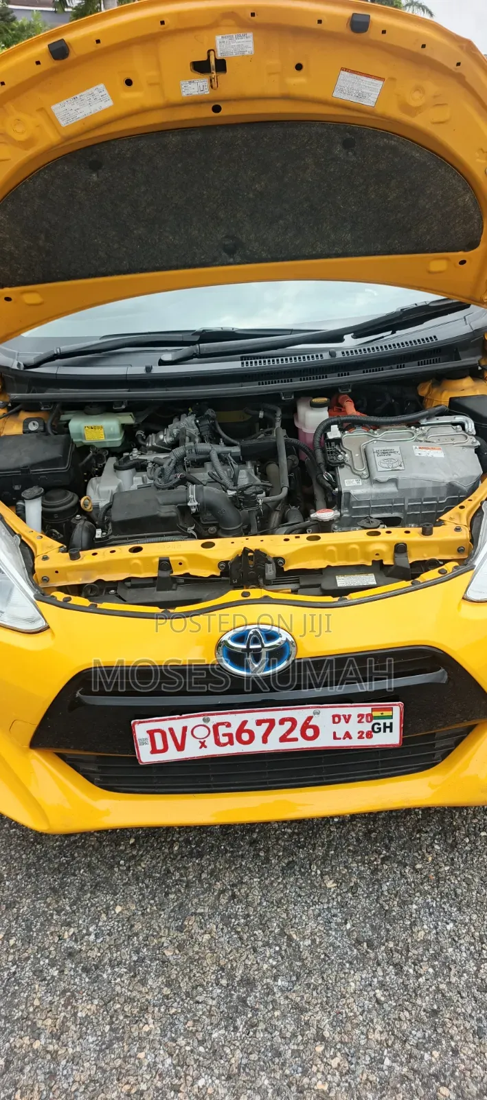 Toyota Aqua 2015 Yellow