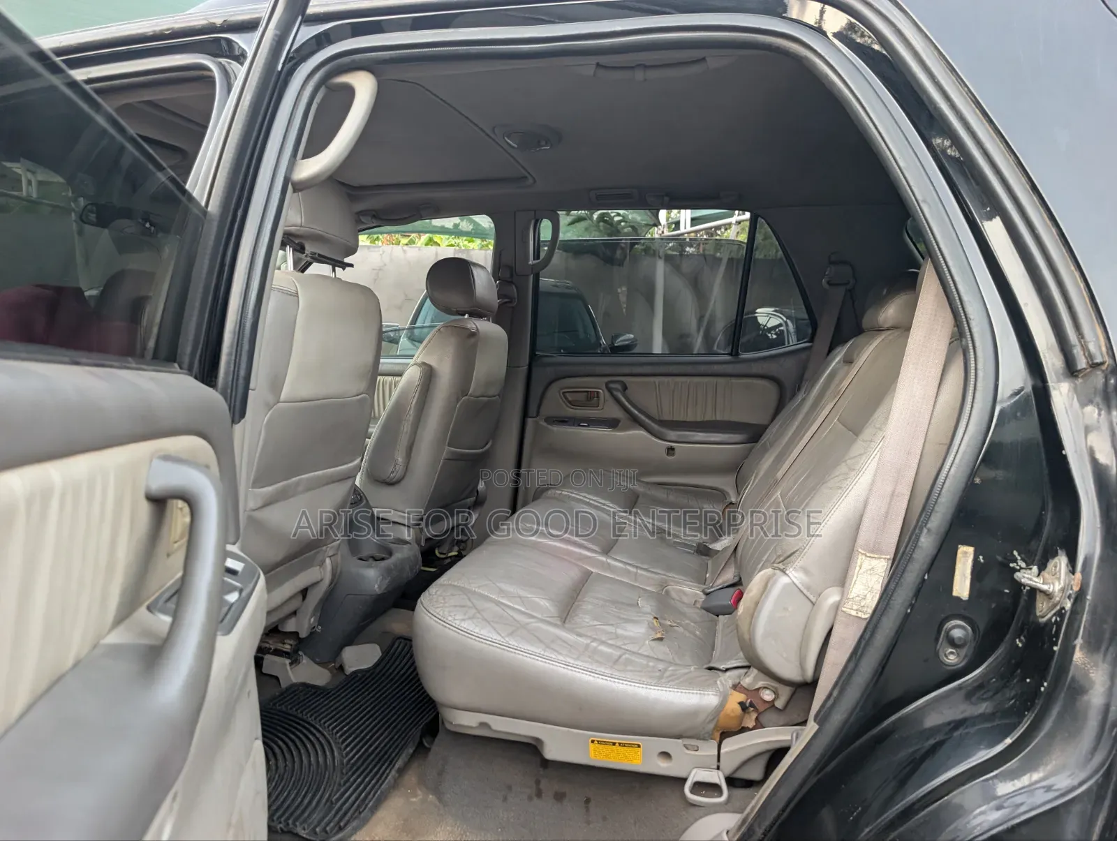Toyota Sequoia Limited 4dr SUV 4WD (4.7L 8cyl 4A) 2002 Black