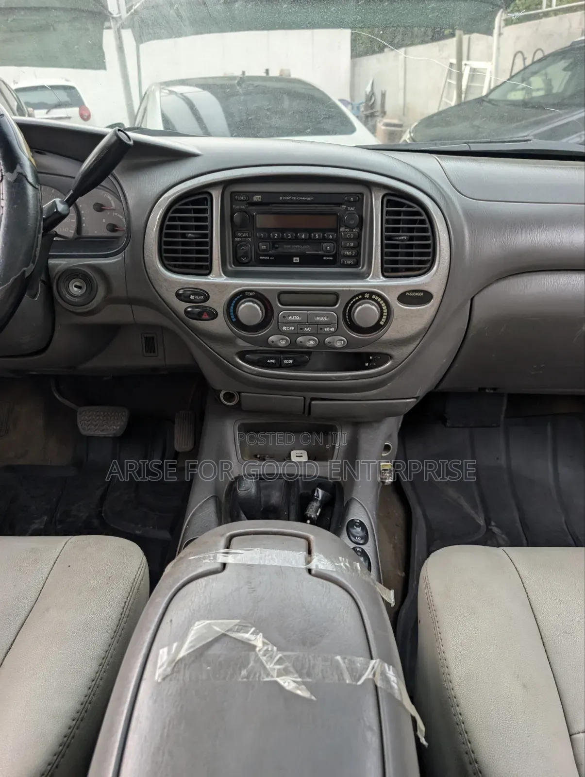 Toyota Sequoia Limited 4dr SUV 4WD (4.7L 8cyl 4A) 2002 Black