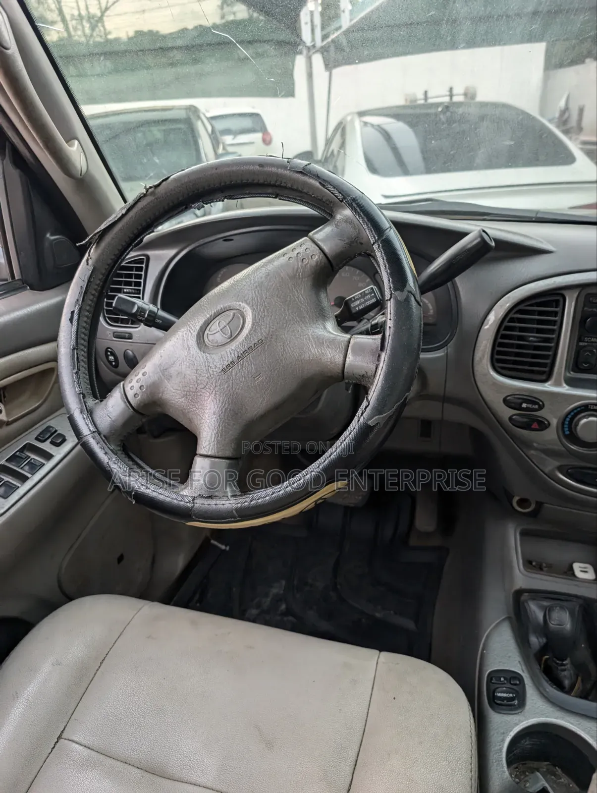 Toyota Sequoia Limited 4dr SUV 4WD (4.7L 8cyl 4A) 2002 Black
