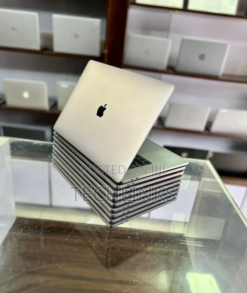 Laptop Apple MacBook Pro 2019 32GB Intel Core i9 SSD 1T