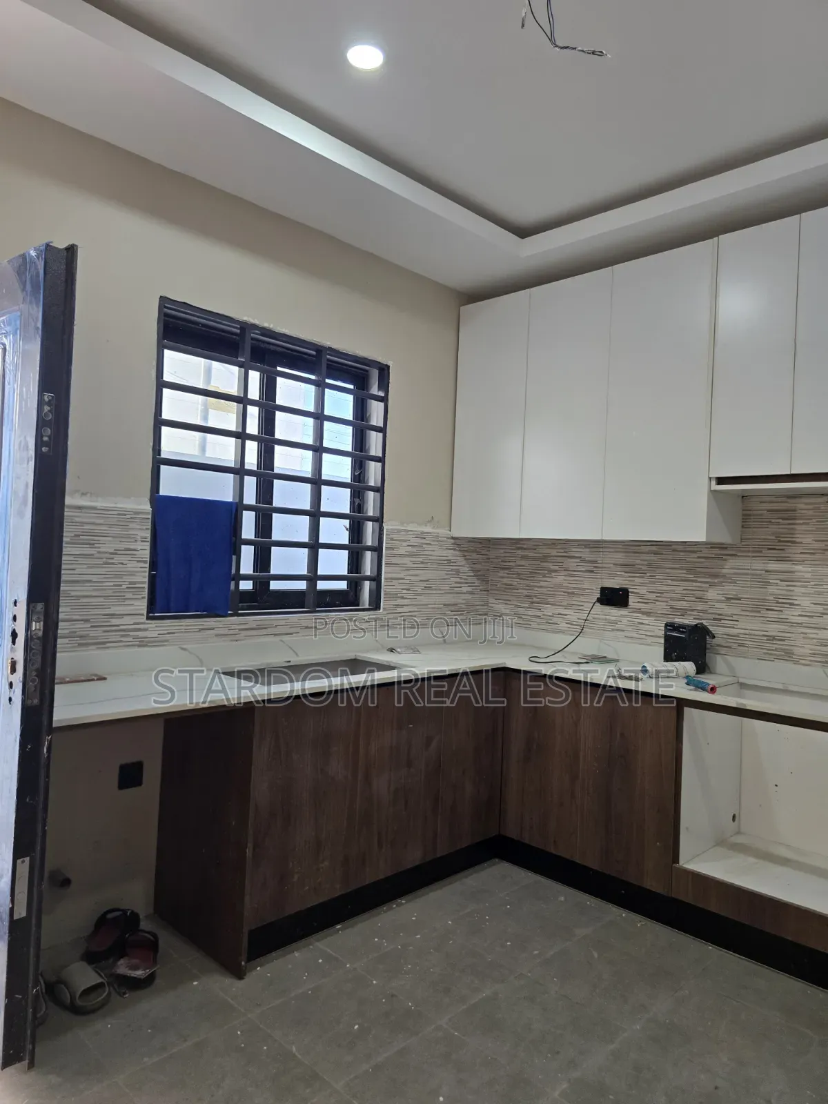 3bdrm Duplex in Spintex Road, Baatsona Total for sale