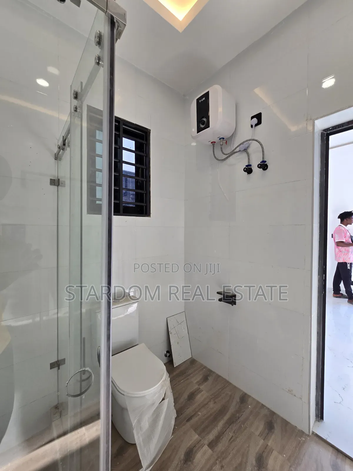 3bdrm Duplex in Spintex Road, Baatsona Total for sale