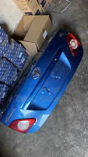 Toyota Corolla 2009,2010,2011,2012,2013 Boot / Tailgate Complete