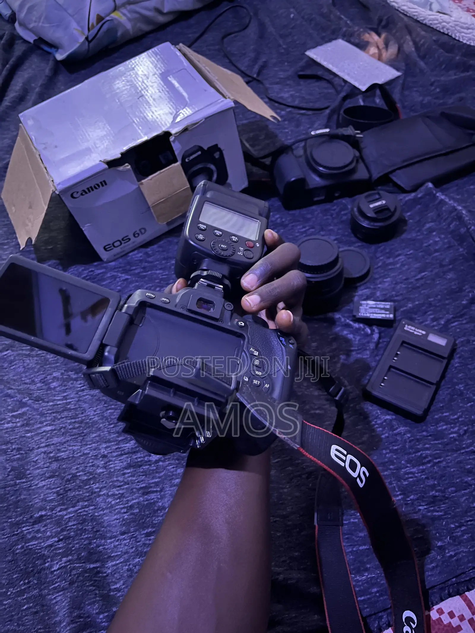 Canon EOS 750D DSLR Camera + 18-55mm Lens