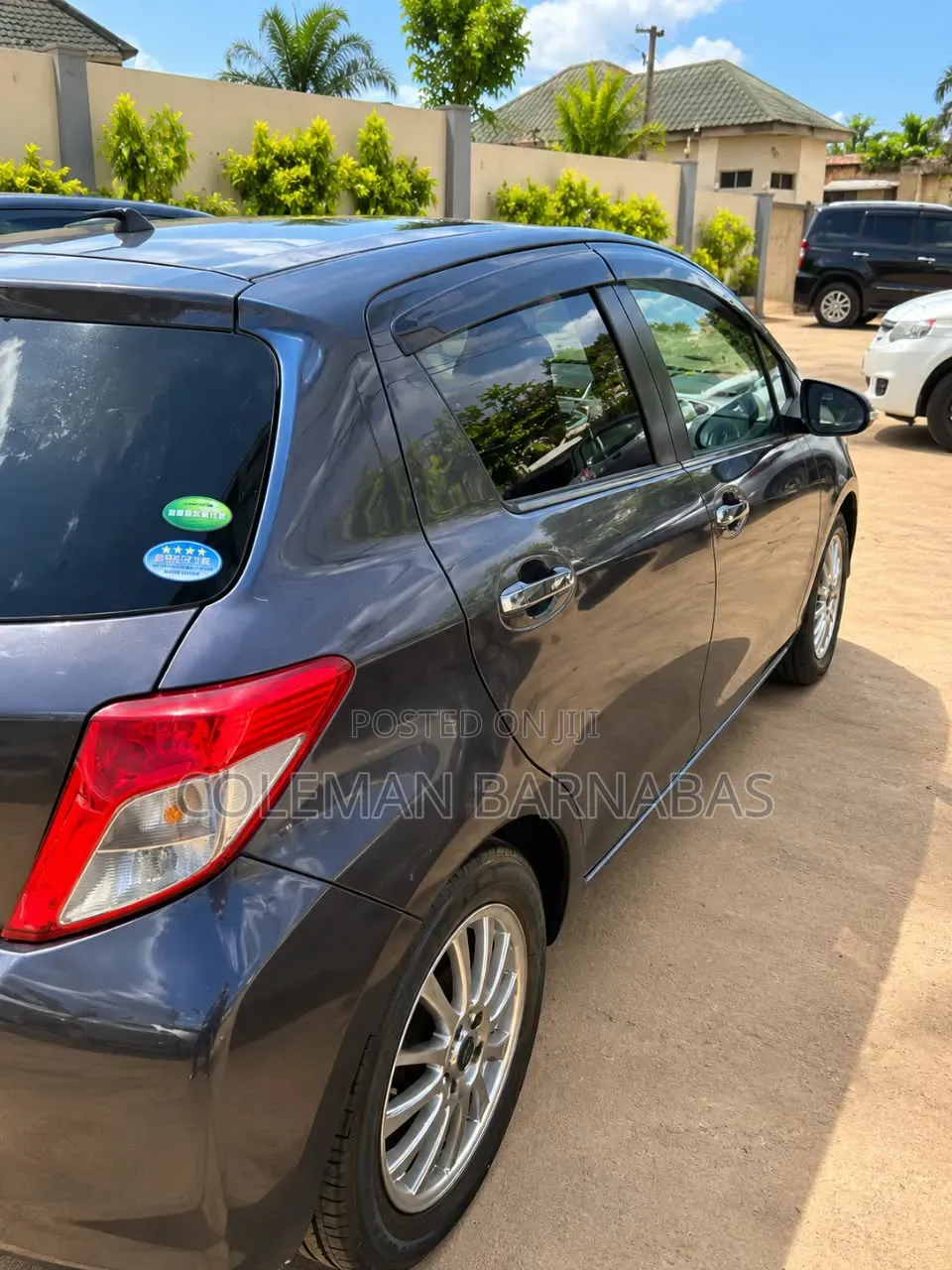 Toyota Vitz 1.3 FWD 3dr 2012