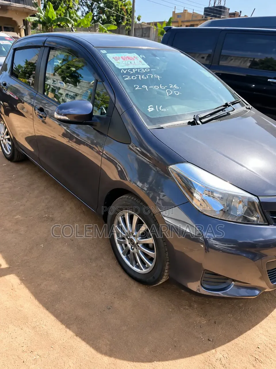 Toyota Vitz 1.3 FWD 3dr 2012