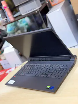 Laptop Dell G15 5511 16GB Intel Core i7 SSD 512GB
