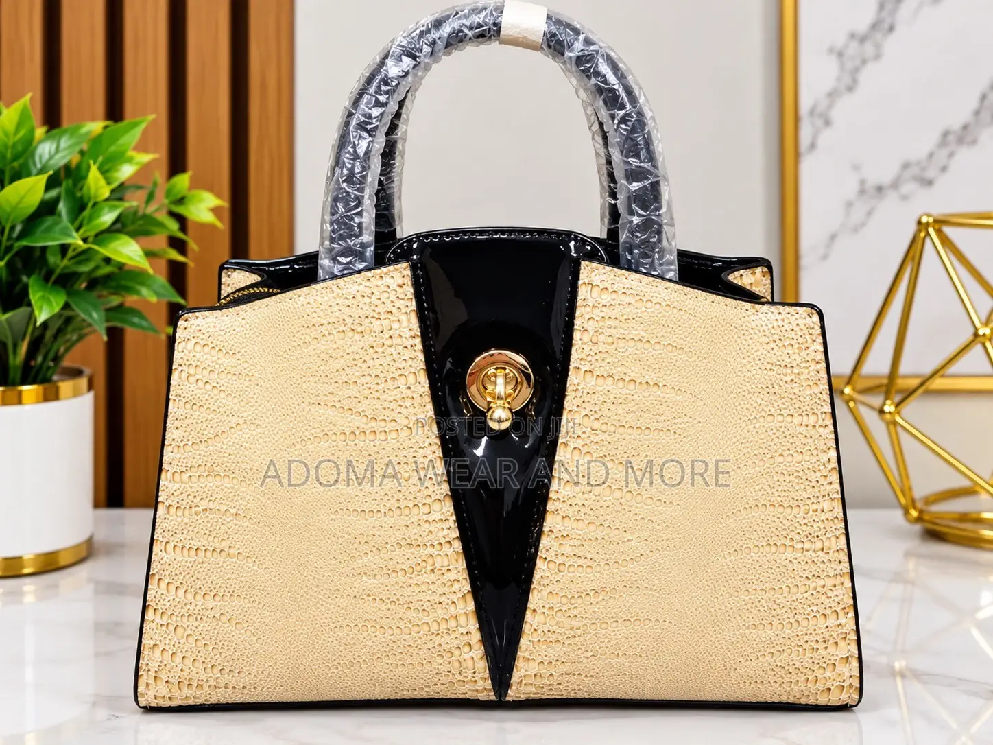 Ladies Leather Bag
