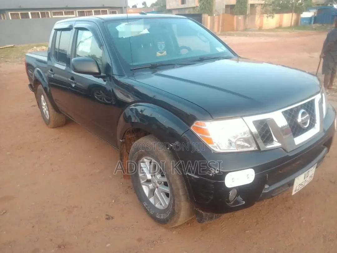 Nissan Navara 2015 Black