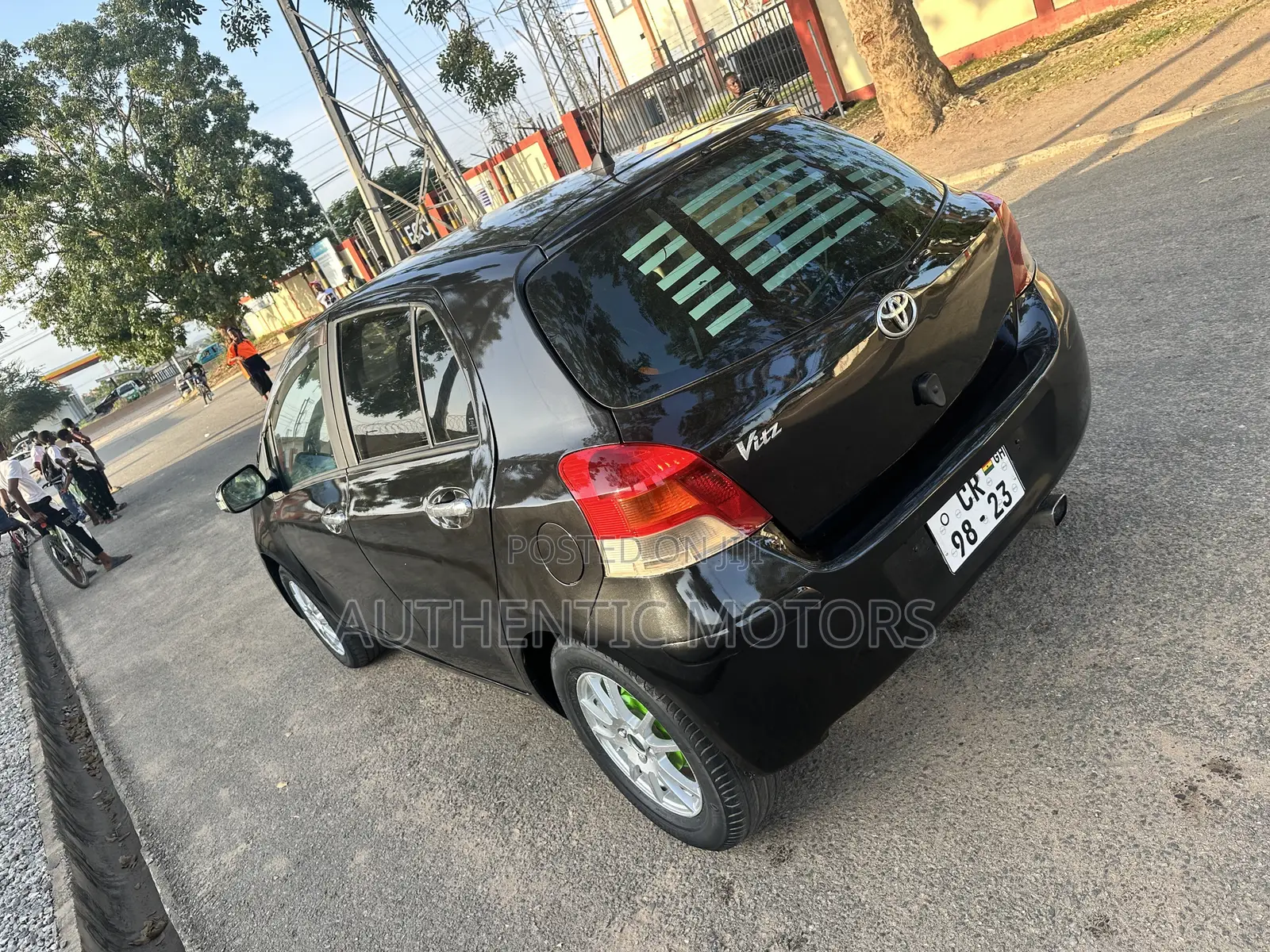 Toyota Vitz 2010 Black