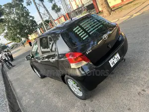 Toyota Vitz 2010 Black