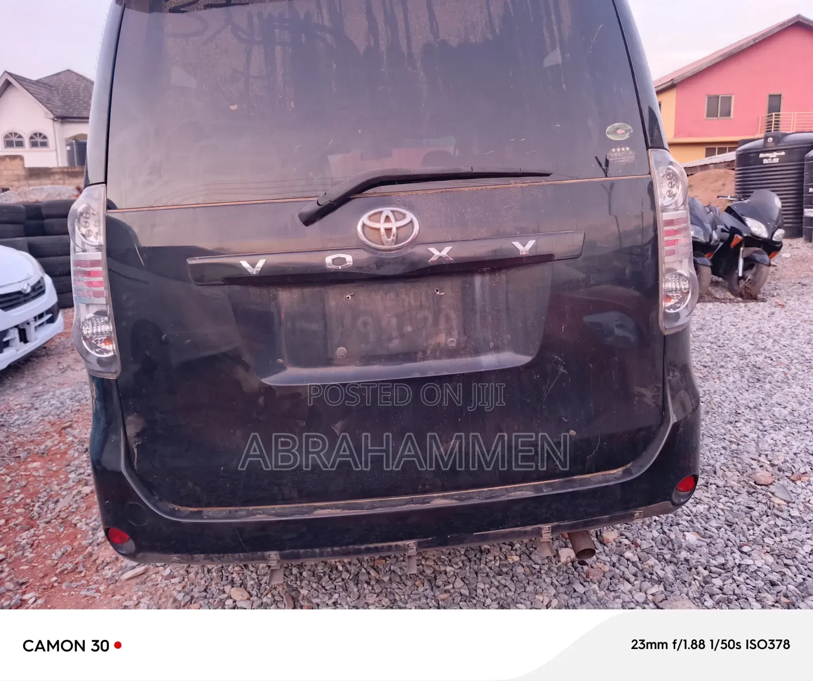 Toyota Voxy X 2WD 8-Seater 2011 Black