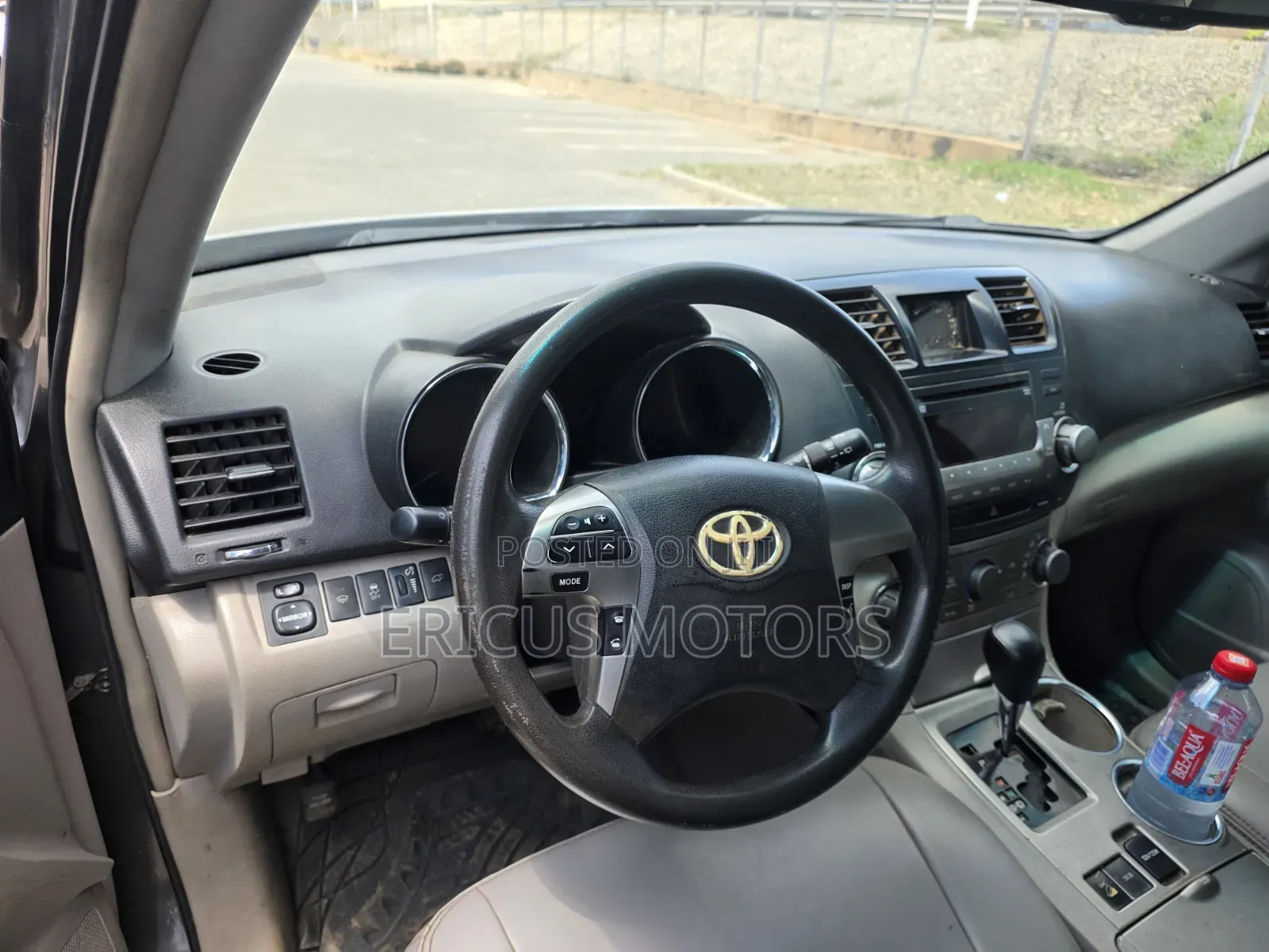 Toyota Highlander Limited 2011 Gray