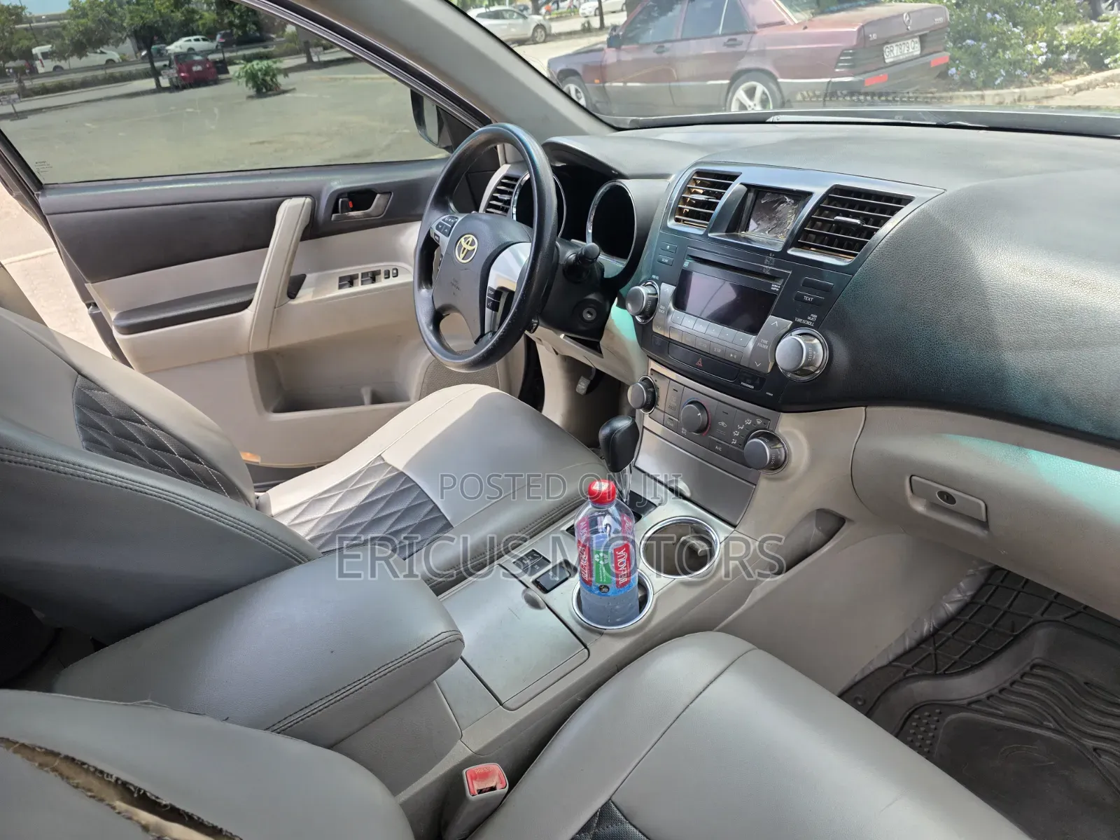 Toyota Highlander Limited 2011 Gray