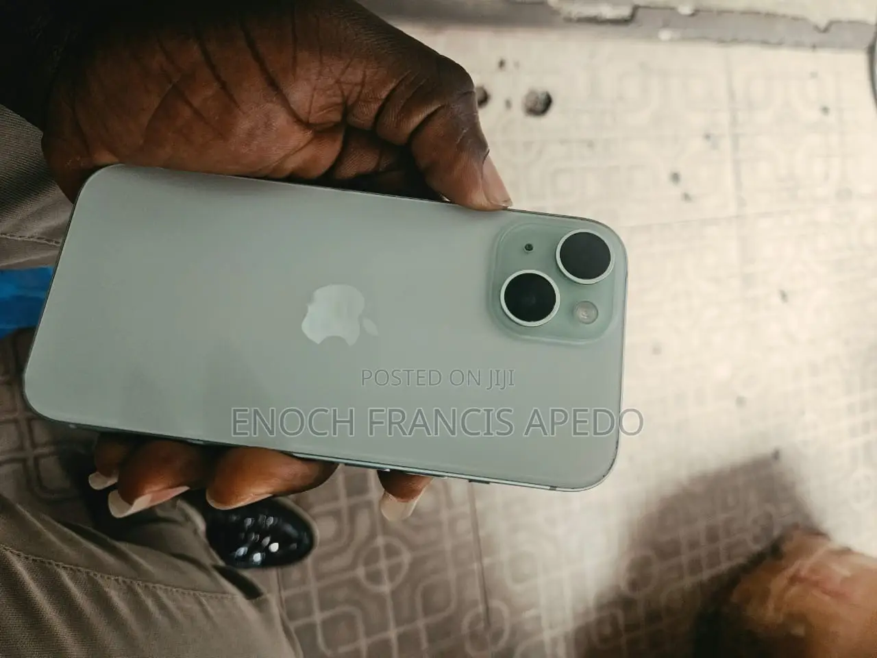 Apple iPhone 15 128 GB Green
